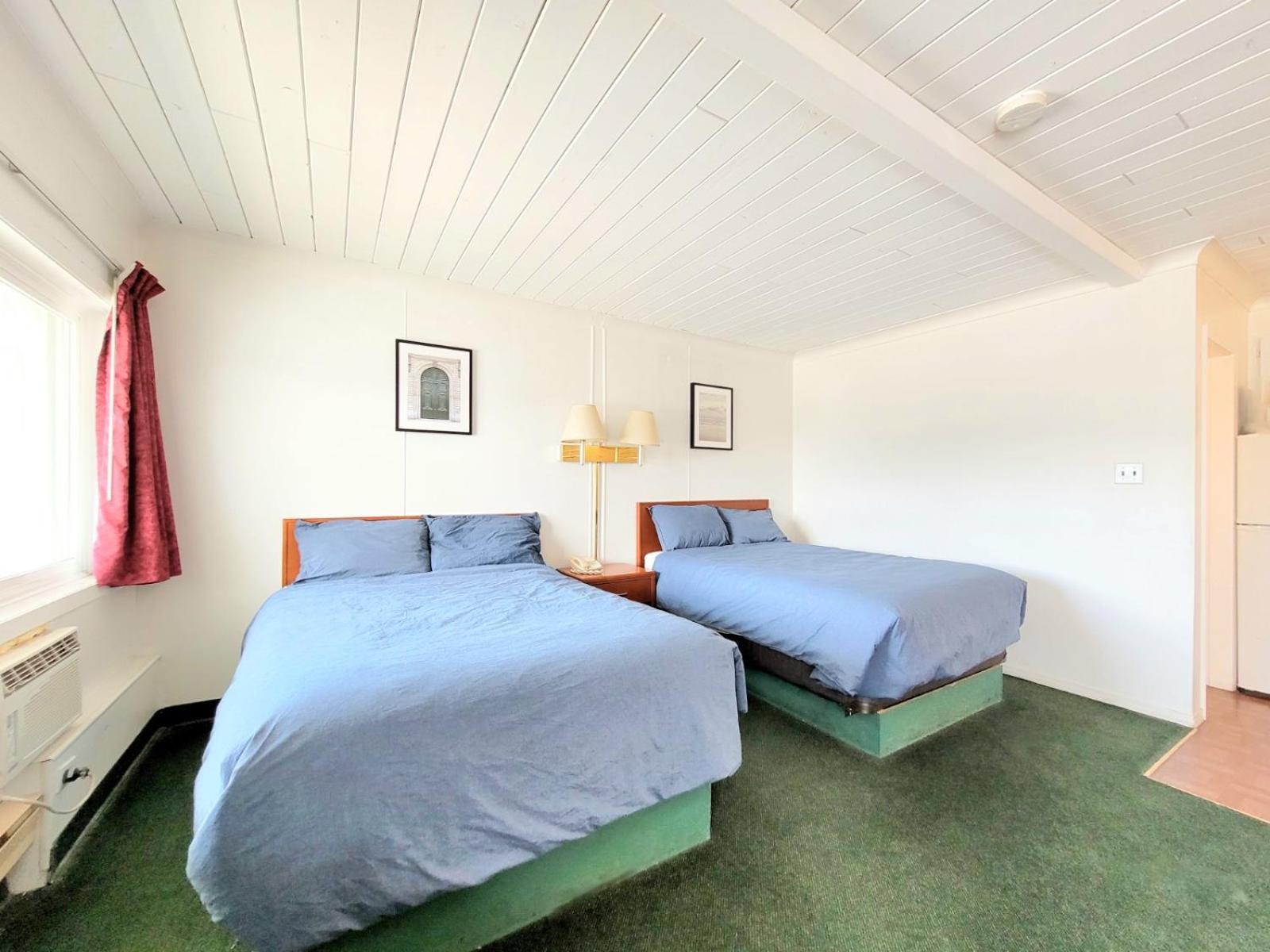 The Villager Inn Princeton Motel Buitenkant foto