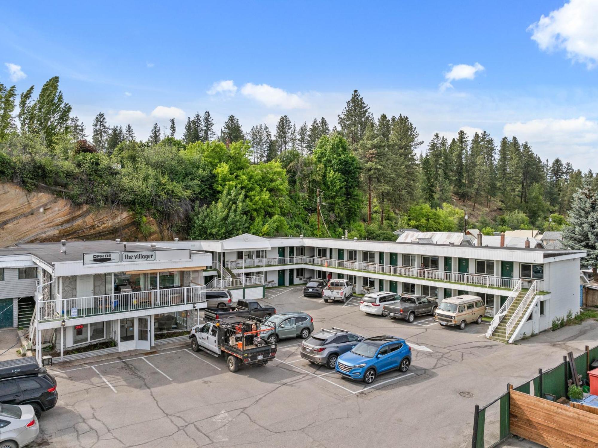 The Villager Inn Princeton Motel Buitenkant foto